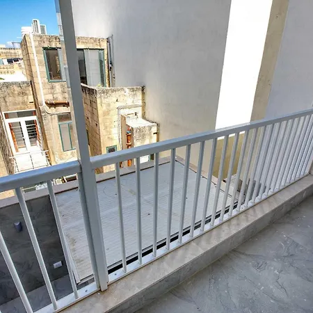 Urban 19 Residences Premium