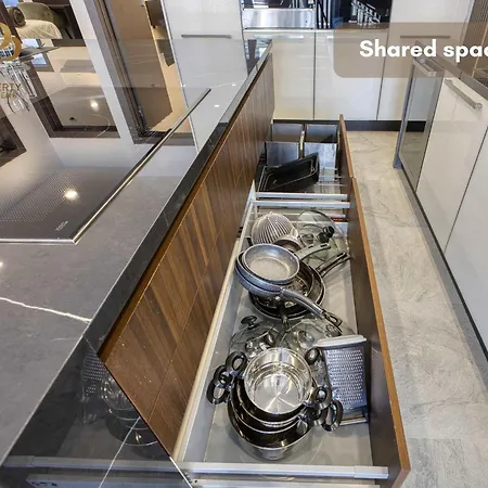 Urban 19 Residences Premium Inn